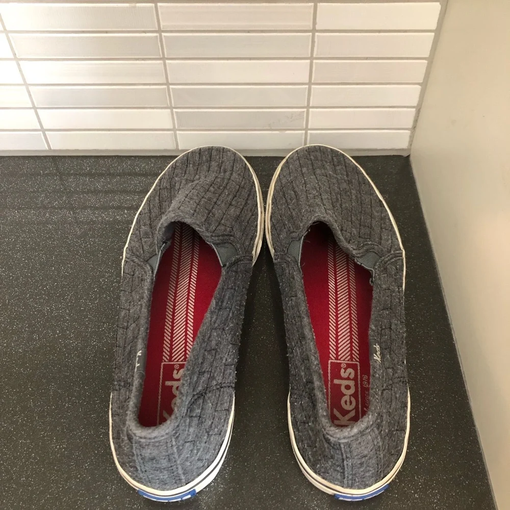 Keds women’s classic slip on sneakers - Picture 5 of 8